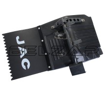 Брызговик N120 передний левый в сборе OE, Z8403110LE094(LE094), JAC